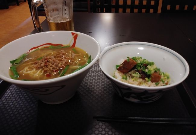 ニラレバが美味。