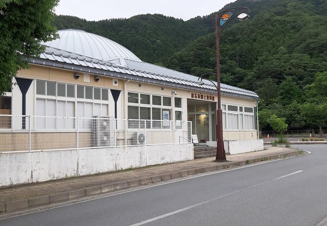 建物の規模は小さいながら、展示品は充実しています。