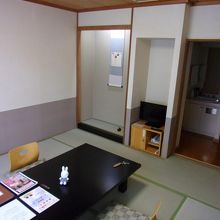 和室中心の部屋です。