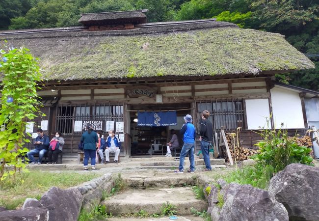 大内宿名物のネギそばがおすすめです