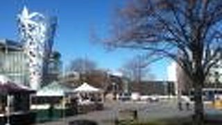 大聖堂前の広場