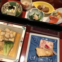 プチ贅沢なおかずが並ぶ