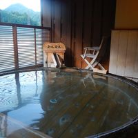 水芭蕉の湯の露天風呂。朝は独り占めでした。