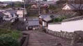 南台武家屋敷へ登る坂道