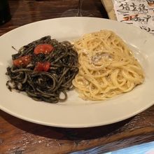 イカ墨とトリュフオイルクリームスパゲッティ