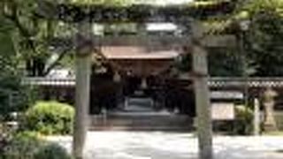 静かな神社です。