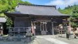 小振りながら歴史も風格もある神社