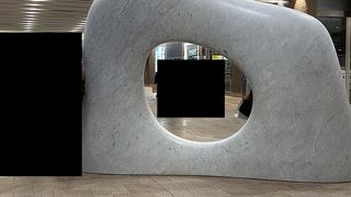 札幌駅南口オブジェ 妙夢