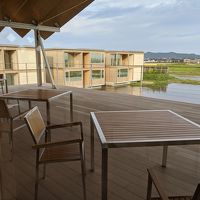 朝食はテラスで