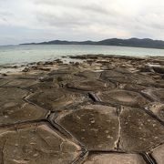 久米島を象徴する観光名所　畳石！