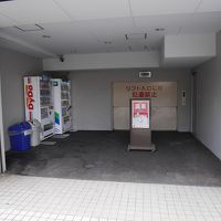 タワー駐車場は「満車」ではなく、使用していないとのこと。