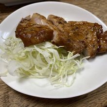 お通しの豚の照り焼き