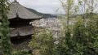 三重塔があります