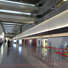 まだまだ人が少ないけど、これでも増えたほう！