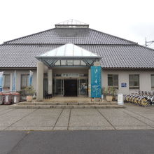 館内はガラガラだった