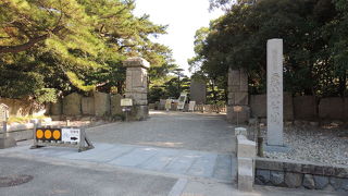 北門から東門へ