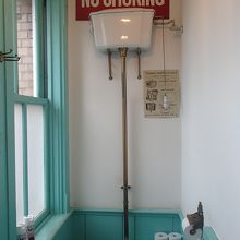 レトロなトイレ（でも清潔でしたよ）