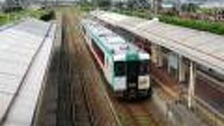 1日1往復の快速あり、速い。