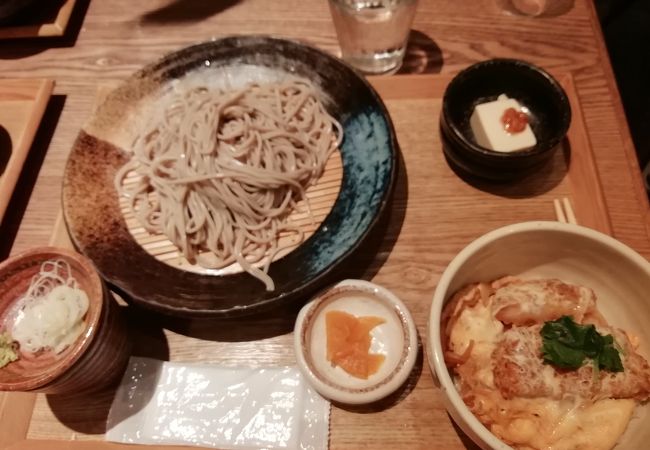 蕎麦とミニ丼セット