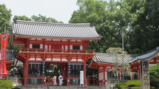 祇園祭で知られる由緒ある神社