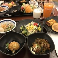 朝食バイキングのこなもん