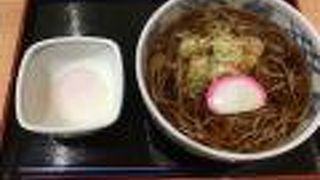 重宝する駅構内の蕎麦屋さん