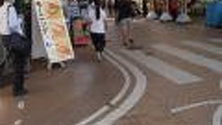 ステンドグラスのある屋根