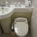 トイレにはウォシュレットが付いていました