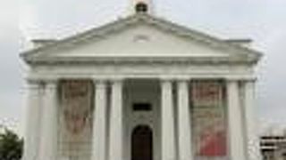 東南アジア最古の白亜のイギリス教会