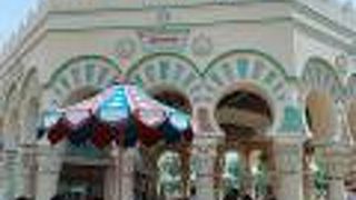 ジャスミンのパパの名前