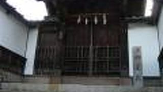 上層神官家の住宅