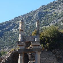 ドミティアヌス神殿 