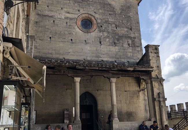 サンマリノ最古の教会