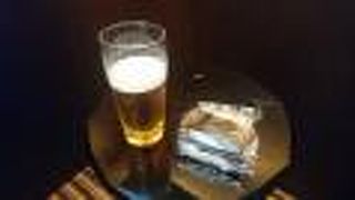 搭乗前のくつろぎの時間を過ごすことのできる素敵な空間