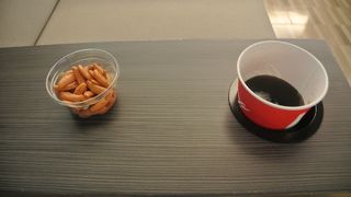 柿の種がありました。