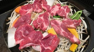 個室でジンギスカン。