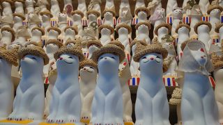 浅草寺内にある神社