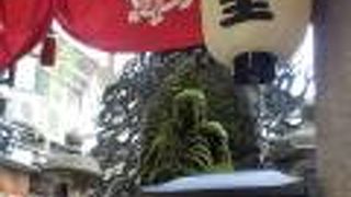 難波の戎橋へ行くと必ずお参りします、水掛不動尊へ