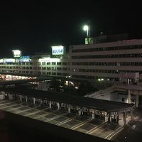 お部屋から駅を見る