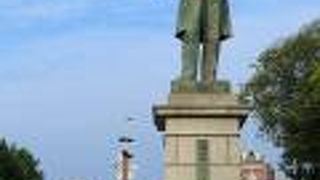 開拓長官としても有名