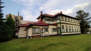 明治３４年堀江佐吉により建てられた東奥義塾の宣教師住宅