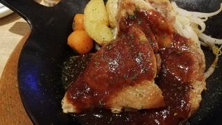 ご飯とスープ、ソフトドリンク飲み放題　世界のビール博物館