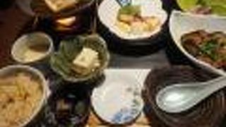 ランチはかなり良かった