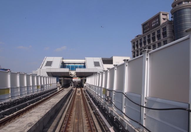 捷運中和新蘆線と環状線の乗換駅