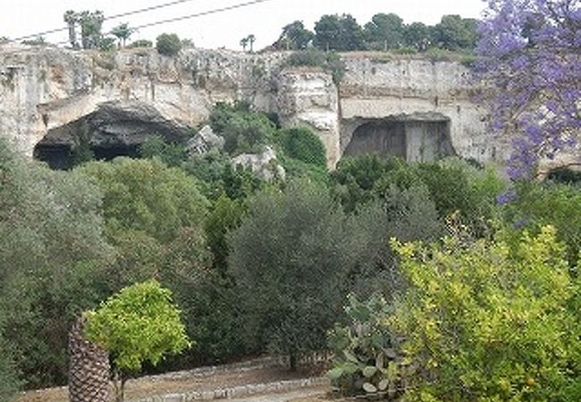 古代ギリシャ・ローマの遺跡が点在