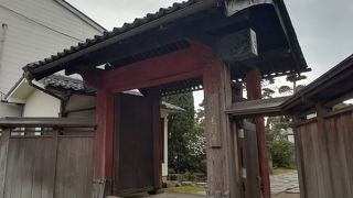 世古本陣の正門？