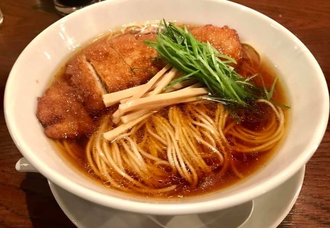居酒屋だけどカレーラーメンやとんかつラーメンがある店