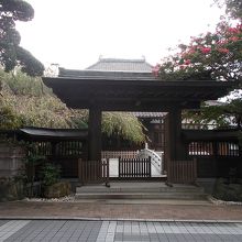 中門の様子です。