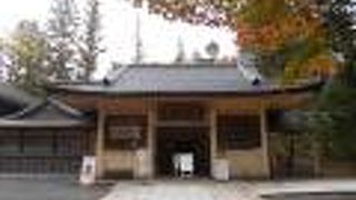 貴重な仏像などの資料がてんこ盛りの博物館