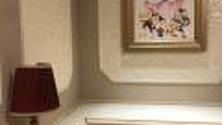 ディズニー マーカンタイル クチコミ アクセス 営業時間 東京ディズニーリゾート フォートラベル